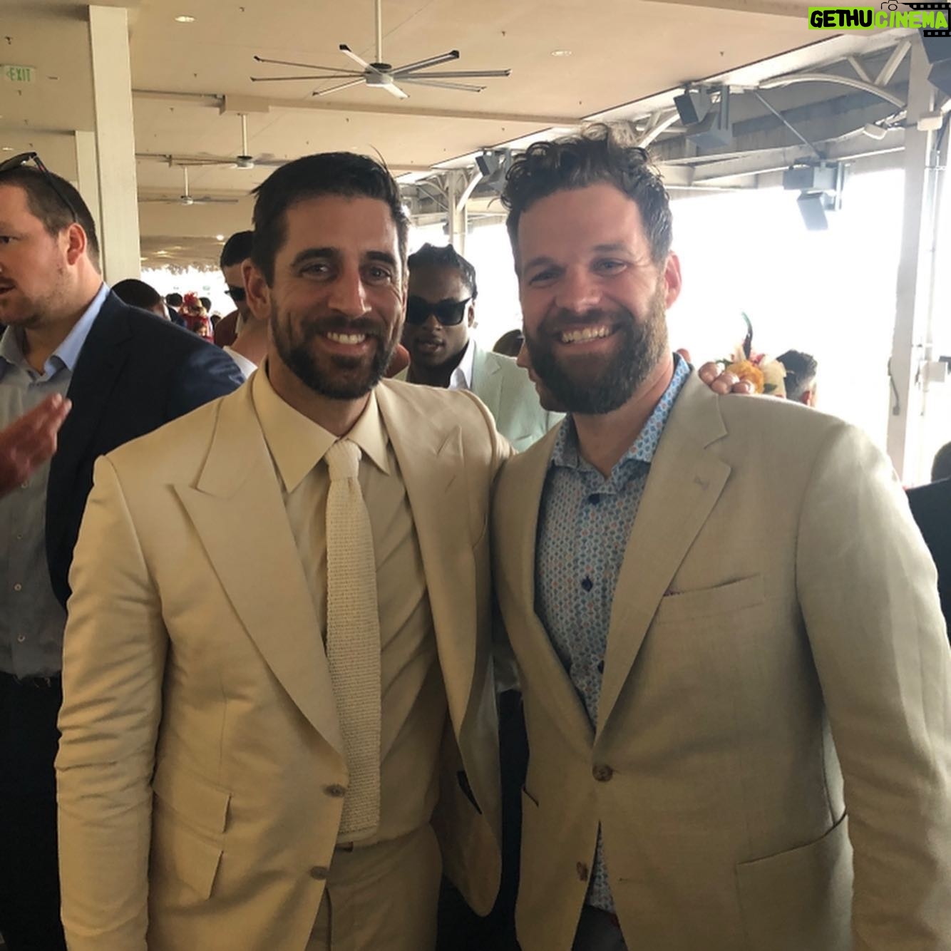 Aaron Rodgers Instagram - I can’t wait to get back to Churchill Downs for the @KentuckyDerby on May 1. Always one of my favorite events, and can’t wait to see fans back in the stands #kentuckyderby #tbt❤️ #thecrew #