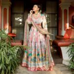 Aashka Goradia Instagram - I was dressed for a very special, special evening. Colors, love, flowers, sunset and Goan breeze. . . . . .. . . Loved my Outfit: @rajdeep.ranawat.official x @tanngcommunications Jewel: @vanijewels_byvaidehi Styled By: @saloni142_ 📸 @eli_smitt ♥️ . . . . #indian #desi #prints
