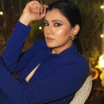 Aastha Gill Instagram - Watching me I ain't watching you What you see? I hope you like the view 🎵 — 📷 - @dinematics — #aasthagill #agog #aasthagilllive