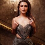 Aastha Gill Instagram – Last Night for @fdciofficial ✨
Wearing Etheria by @shantanunikhil 

Hair and Makeup by @cashmakeupartistry 
Styled by @stylenmua 

#aasthagill #aastha #agog #etheria  #ceremonialcouture #etheriabysn #indiancoutureweek