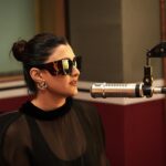 Aastha Gill Instagram - 😎😇 . . . . #Vemaikehna #AasthaGill #AGOG #radiopromotion #dancemusic