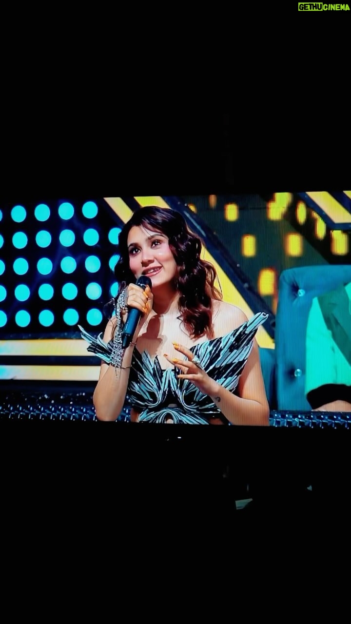 Aastha Gill Instagram - Dont Forget to Tune into INDIAN IDOL SEASON 14 Tonight 8 pm onwards only on @sonytvofficial and @sonylivindia app @fremantleindia @warnermusicindia #newsongalert #aasthagill #vemaikehna #trendingreels #trending #reelitfeelit #instagram