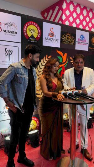 Aayushi Jaiswal Instagram - Interaction wid my lovely media ❤️