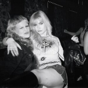 Abby Roberts Instagram - women are the coolest💘