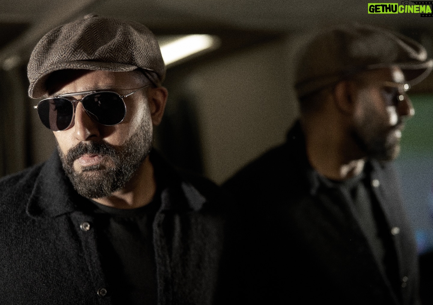 Abhishek Bachchan - 81.2K Likes - Vintage vibes with the OG! @bachchan
#PostPackUpShot