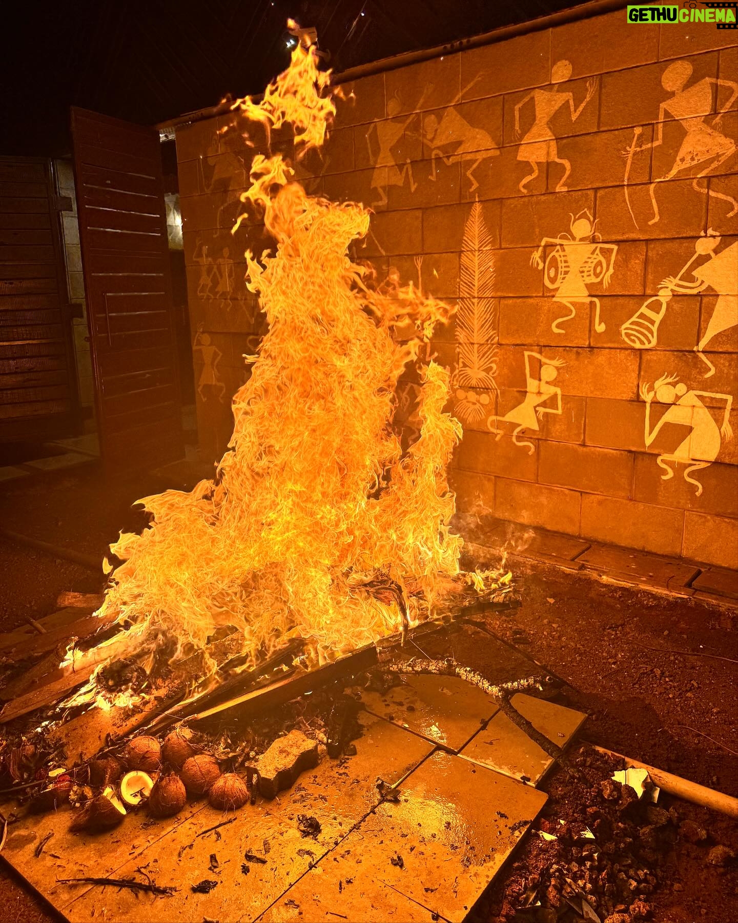 Abhishek Bachchan - 92.8K Likes - May the Holika burn all evil away. Happy Holi!