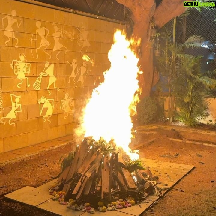 Abhishek Bachchan - 92.8K Likes - May the Holika burn all evil away. Happy Holi!