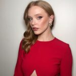 Abigail Cowen Instagram – 💋
@variety 
@mollyddickson 
@patrickta 
@claytonhawkins 
@melindamaria_jewelry