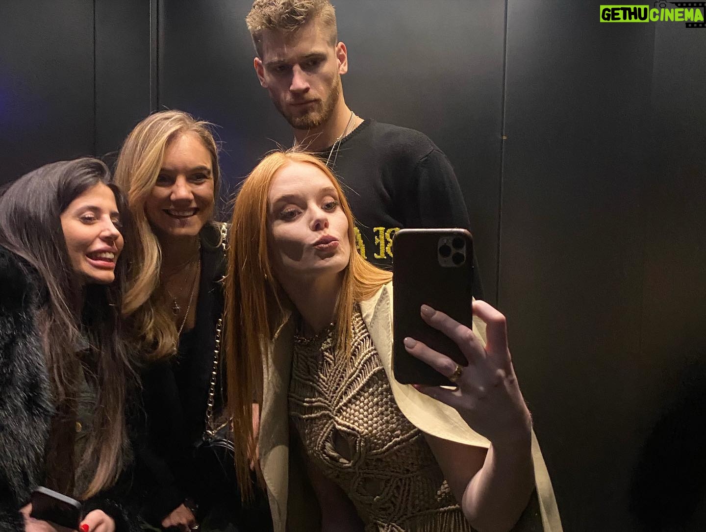 Abigail Cowen Instagram - Woah Vegas was LIT