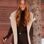 Abigail Cowen Instagram - I LIKE IT HERE @revolve ☃️
