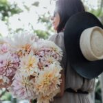 Abigail Spencer Instagram – Flower haul…. @countylineflorals 

📷 @stephanieschuster