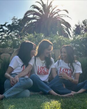 Abigail Spencer Instagram - I CELEBRATE all those who mother & honor the kind of love that is determined, powerful, & unconditional. We lift each other up with love. We inspire & build community with this love. We give it to each other, and receive it - so deeply & boldly. I am grateful for the friends (especially these two) who love me like a mother. And I am proud to support the @allianceofmoms community & their mission to build bright futures for young parents who have experienced foster care. In honor of Mother’s Day, join me in supporting this campaign and #lovelikeamother 

***Proceeds from this tee will benefit the impactful work of the Alliance of Moms & support essential services, education, & advocacy so that young parents in foster care & their children can heal & thrive. shopallianceofmoms.org 

To purchase link in bio! ❤️‍🩹