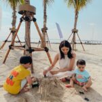 Acha Sinaga Instagram - 1. Fit check 🩶 2. Si gumush yang lagi suka bikin mini vlog 🫣 3. Cari pantai terdekat di Jakarta : PIK 4. Abang Luke semakin terlihat kaya “abang” 5. Mysterius maniqure turns out cuchmeyyy 💖 6. Anniversary date 👩🏻‍❤️‍👨🏻 7. Pertama cobain pilates di JKT 8. Abang dibeliin sepeda baru sama Daddy 9. Main ke TMII 10. Dah lama banget Mamake gak shooting Live di TransTV