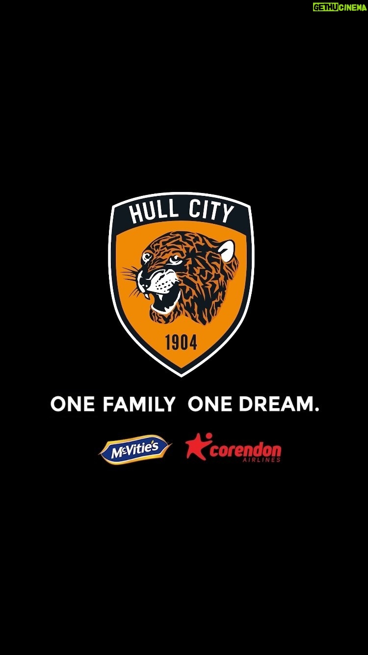 Acun Ilıcalı Instagram - We can win, we can lose. We can experience the biggest successes or the biggest losses. Everything can change. But there is one thing that will never change, we are one big family and we are stronger together. Here is a video of that family - our players, staff and fans - coming together to enjoy a trip to my beautiful country. Kazanabiliriz, kaybedebiliriz. En büyük başarıları ya da en büyük kayıpları yaşayabiliriz. Her şey değişebilir ama asla değişmeyecek bir şey var ki biz büyük bir aileyiz ve birlikte daha güçlüyüz. Oyuncularımız, personelimiz ve hayranlarımızdan oluşan o büyük aile, güzel Türkiye’mizin tadını çıkarmak için bir araya geldi. @hullcity #HullCity #hcafc #theTigers @mali.ergin @utkukemals @journey.film