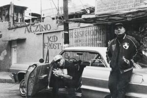 Aczino Instagram - Mañana estrenamos “NEZA” feat @therealkidfrost Producida por mis hermanos @scoopdeville y @hetgrenci con la fotografía y dirección del maestro @estevanoriol 🔥
