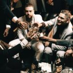 Aczino Instagram – Estamos justo ahora en el proceso… De vivir con el éxito en exceso 💰🥂