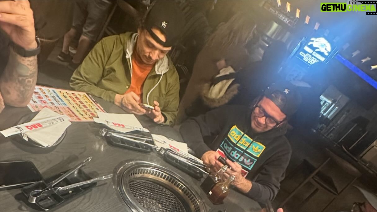 Aczino Instagram - @scoopdeville está en la house! 🔥🏝️ La Playa dirigido por: @estevanoriol