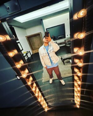 Aczino Instagram - Con todo el flow pal show! 🥶
