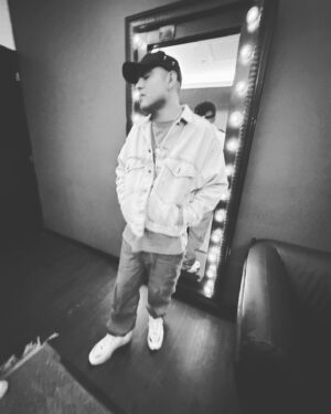 Aczino Instagram - Con todo el flow pal show! 🥶