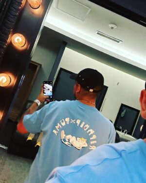 Aczino Instagram - Con todo el flow pal show! 🥶