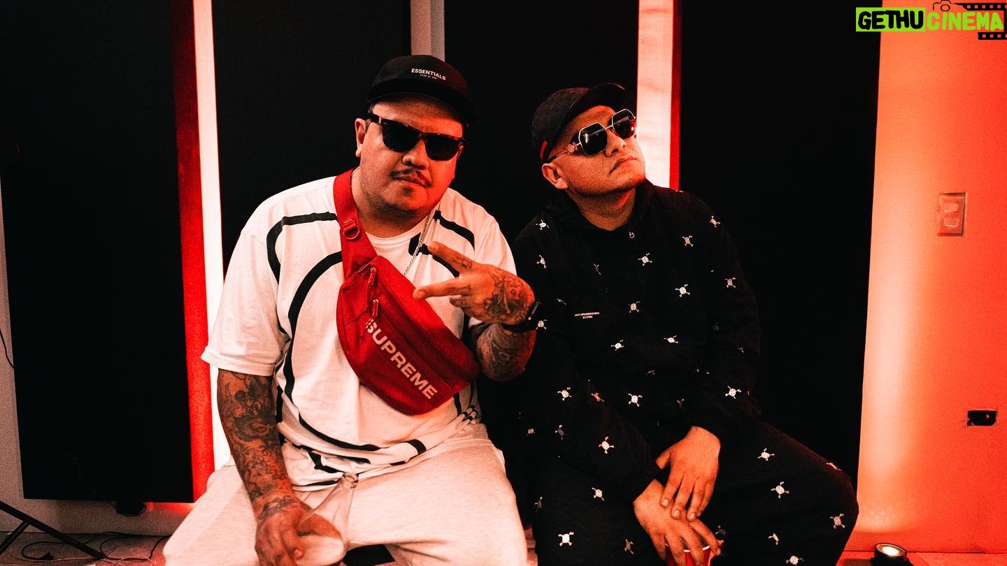 Aczino Instagram - 1,000,000 de VIEWS โNo te la Sabesโ Ft @millonario_bm ๐๐ฝ๐ฅ๐ฅ