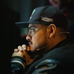 Aczino Instagram - Aczino nos lleva a vivir el “Campeonato de vida” con sus rimas inigualables! 🎤💫 Descubre cómo cada canción es un retrato del futuro y cómo desafía los límites en el freestyle. 🔥 Siente la emoción cuando alcanza las estrellas y vive la rivalidad con Argentina y otros países de LATAM. ¿Listo para sumarte a esta experiencia única? ¡Siente el poder del rap con Aczino! 🌟🎶 #Azcino #Freestyle #Rap #CreadoresMéxico
