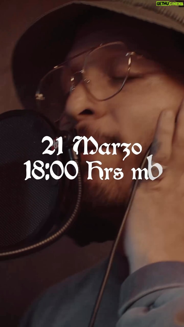 Aczino Instagram - Mañana tenemos estreno mi gente! 🤟🏽 “La Playa” Ft @scoopdeville 🔥 Dirección y fotografía: @estevanoriol