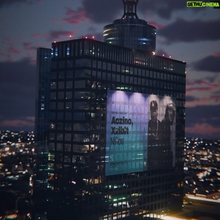 Aczino Instagram - @aczino_oficial siempre nos ha regalado orgullo al público mexicano, y hoy lo hace de nuevo junto a @xzibit, otro gigante del rap. Rífate su nueva canción Niños en tu app de Amazon Music, y deja un 🔥 si te gustó. 💪🏼