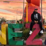 Aczino Instagram - Mañana estrenamos “NEZA” feat @therealkidfrost Producida por mis hermanos @scoopdeville y @hetgrenci con la fotografía y dirección del maestro @estevanoriol 🔥