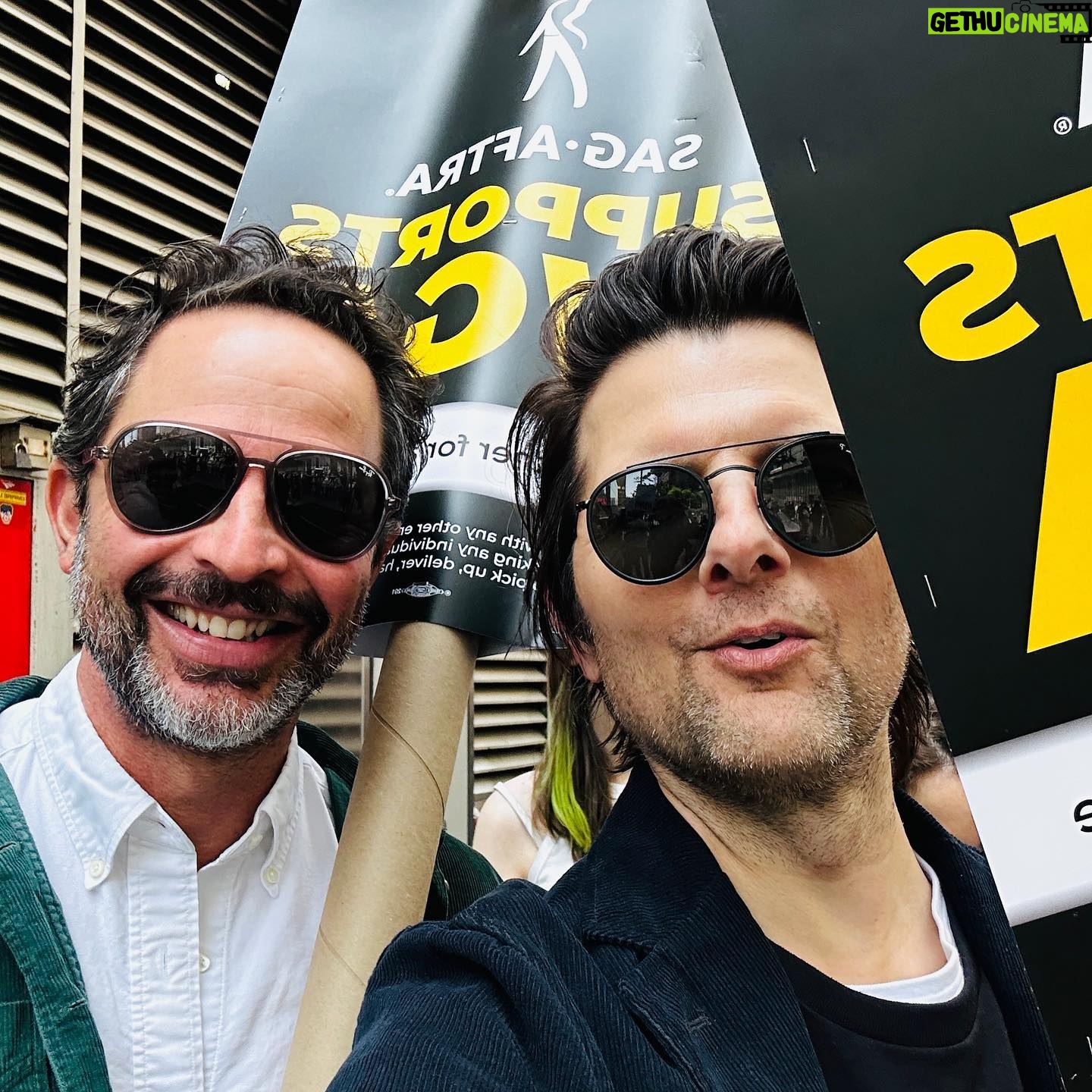 Adam Scott - 42.5K Likes - All of us in the Severance cast stand with @wgaeast & @wgawest
And also Nick Kroll, who it was lovely to see.
#wgastrong