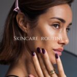 Adara Molinero Instagram - SKINCARE ROUTINE 💁🏽‍♀️ PIEL GRASA ⚡️ 1️⃣ Lo primero y más importante es limpiar bien la piel, yo utilizo la crema espumosa sin jabón de @sesderma me gusta porque no reseca 2️⃣ Después aplicamos el sérum, yo utilizo @vichylaboratoires mineral 89 3️⃣ Crema hidratante. Utilizo la de @skinceuticals (phyto A brightening treatment) , me encanta la textura y el acabado que deja en la piel hidratada pero no grasienta 4️⃣ Por último pero no menos importante, me aplico la mascarilla de labios de @laneige_europe , está pensada para utilizarla por la noche pero a mi me gusta usarla a primera hora del día porque tengo los labios súper agrietados siempre, y más ahora con el frío 🥶 Espero que os haya gustado. Es mi rutina diaria 💖 #noespubli