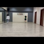 Adhisty Zara Instagram – Kali ini bareng sensei jkt48 @iinwaode dan gerakannya dikasih CHENTYL dikiiit HAHAHA! seru susah tp next kita coba lagi😋!!
–
–
Song: Popular – @theweeknd (with Playboi Carti & Madonna)