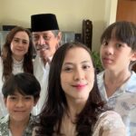 Adhisty Zara Instagram - Selamat lebaran!!! Maaf lahir batin ya💝 (kurang anak pertama gi sakiedh)