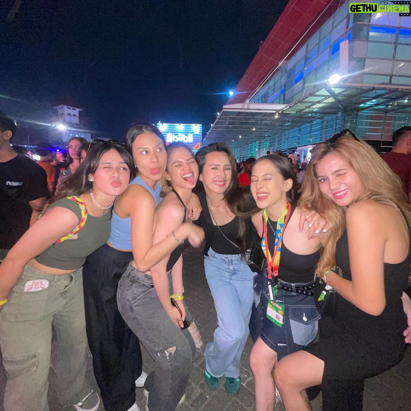 Adhisty Zara - 149.6K Likes - PESTAPOOOORAAAA🩷🦋❤️