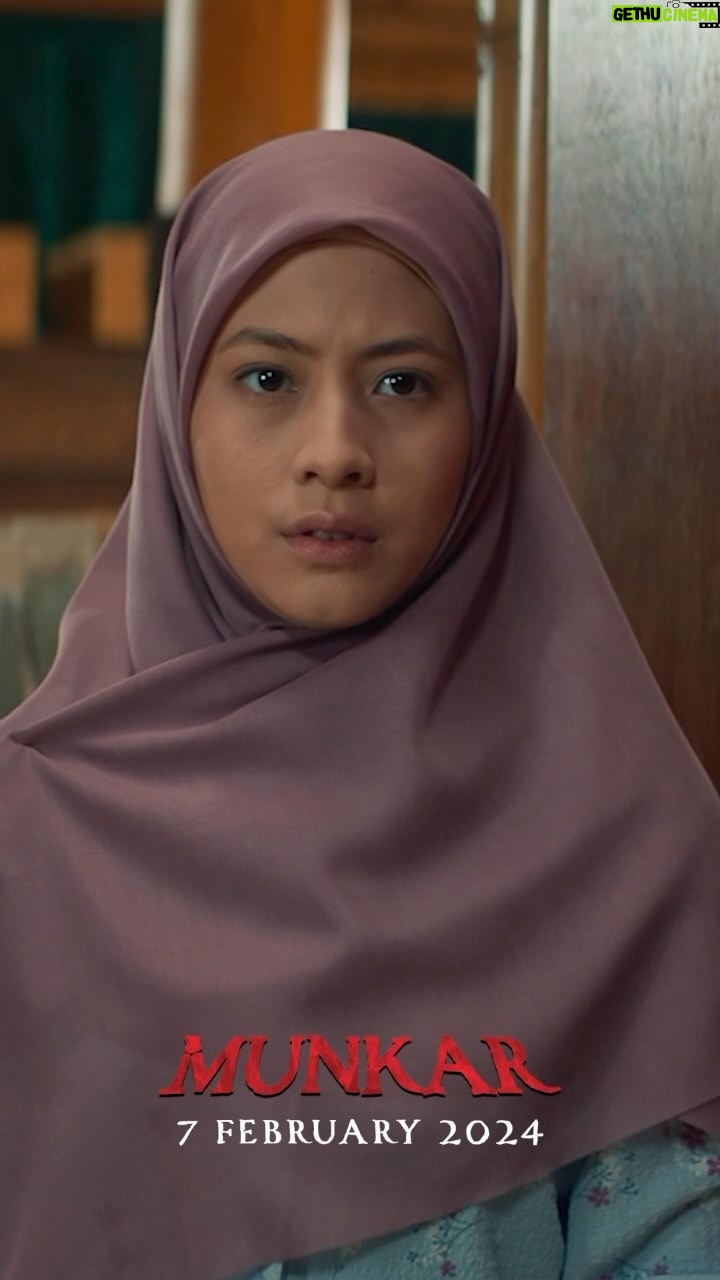 Adhisty Zara Instagram - Semua terasa mencekam semenjak dia kembali. Jika terjadi di kamu, apa yang akan kamu lakukan? Film MUNKAR tayang 7 Februari di bioskop! #MUNKAR #FilmMunkar #MDPictures #pichouseFILMS #UmbaraBrothers