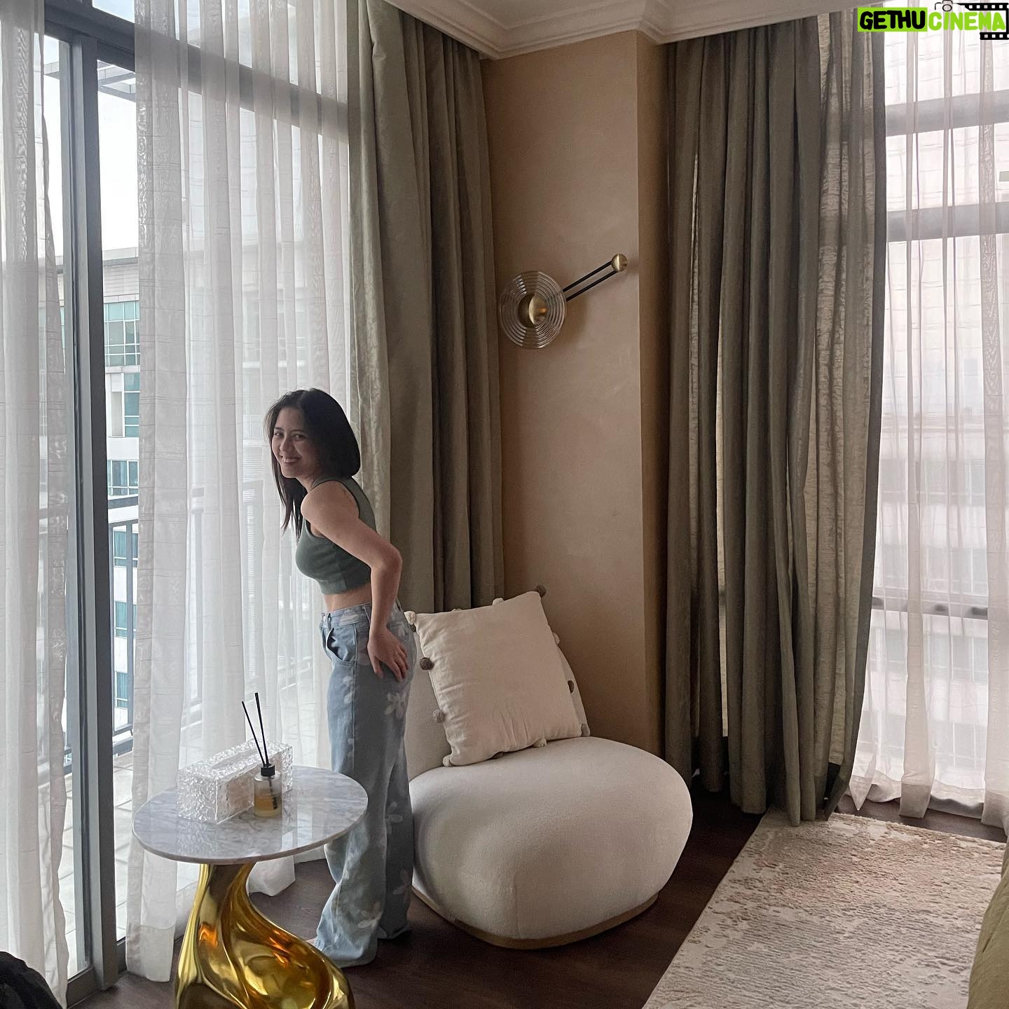 Adhisty Zara Instagram - πβ¨ Nestled in this charming apartment, where delightful nights turned into cherished memories. From its cozy comforts to the playful vibes and Instagram-worthy aesthetics, every moment here felt like a dream! thank u @sonarparaiso