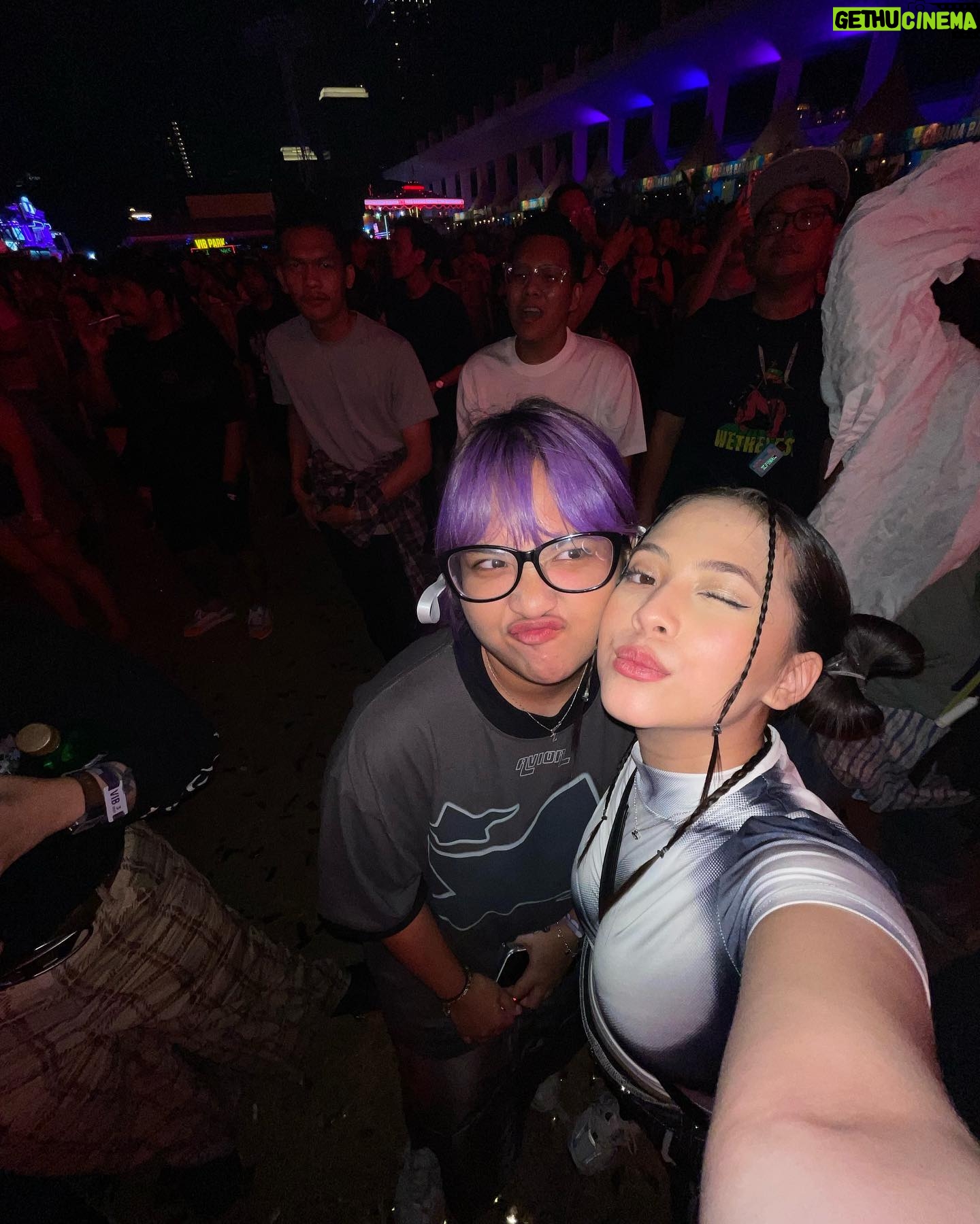 Adhisty Zara Instagram - day 3!!! SUPER HAPPY❤️