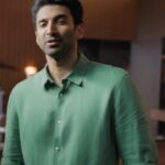 Aditya Roy Kapur Instagram - Putting together a great look with outfits, shoes and accessories can take so much effort. But on Amazon, it’s totally effortless. #Top Brands #Easy Returns #On-Time Delivery #HarPalFashionable @amazonfashionin