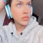Adore Delano Instagram - It’s like so whatever 🦋