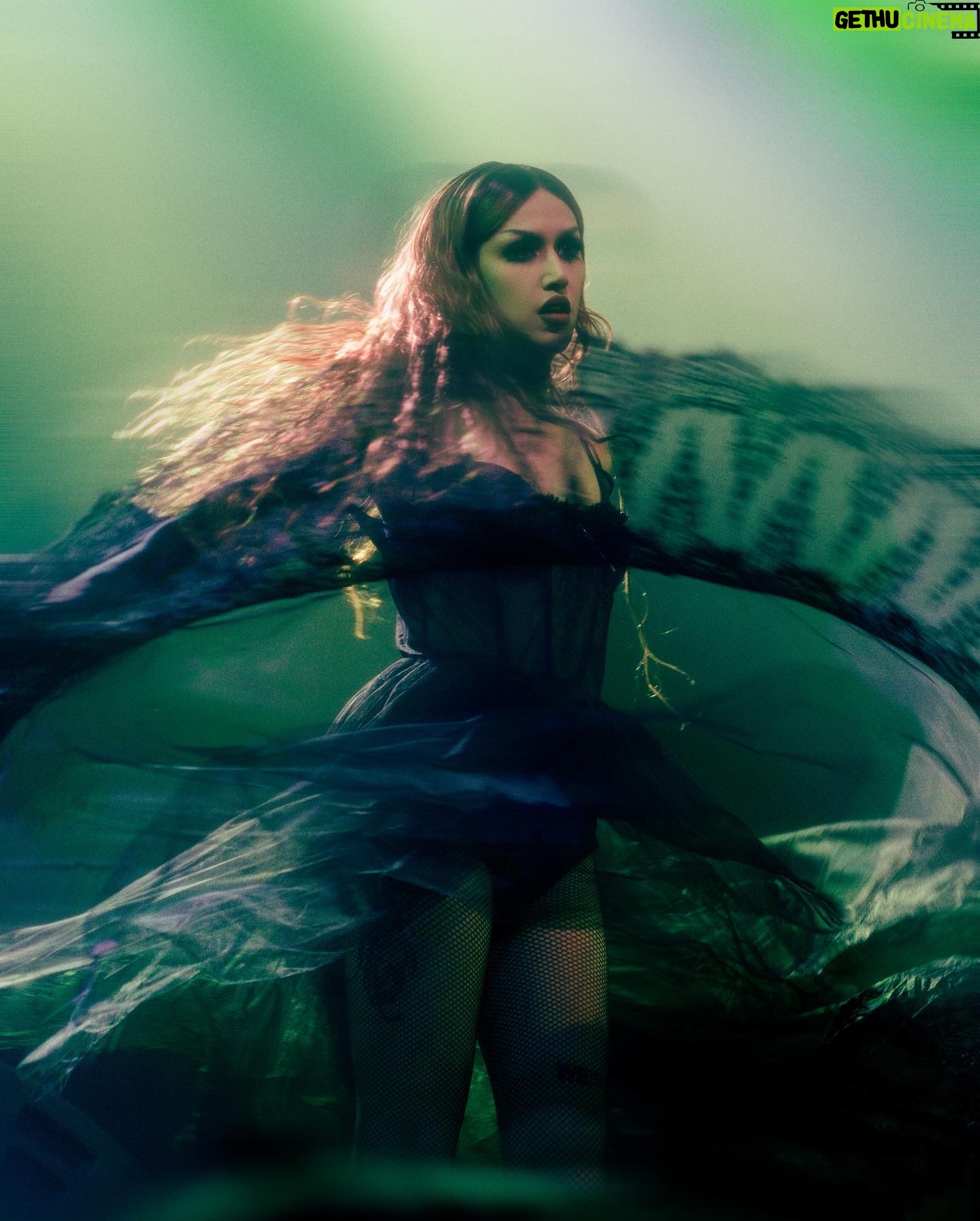Adore Delano Instagram - Denver 10/29/23 @bluebirdtheater 🔮 • • • 📸: @treykarson