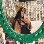 Adore Delano Instagram - You’re standing on my neck.