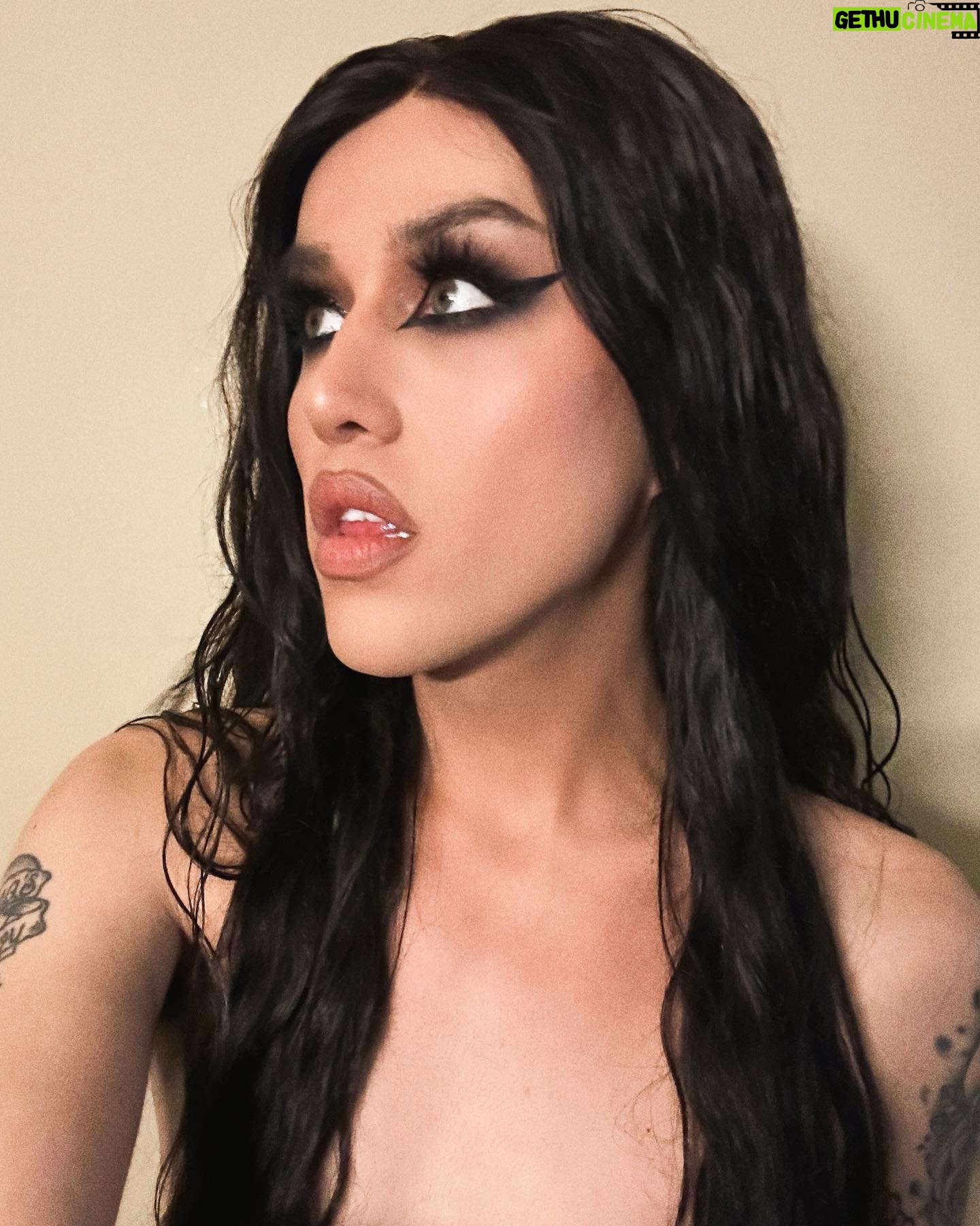 Adore Delano Instagram - Vanessa The Sea Witch 🧜🏼♀️