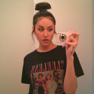 Adore Delano Instagram - “I’m not a prude, I’m just highly selective.”