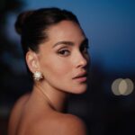 Adria Arjona Instagram – Lip power one of my personal favorites and the key in creating this look with my dear friend @babskymakeup @armanibeauty #Armanibeauty #ArmaniMakeup  Luminous Silk Foundation in shade 7.5
Luminous Silk Concealer in shade 5
Luminous Silk Glow Fusion Powder in shade 4
Luminous Silk glow blush 60
Eye Tint in shades 8 and 10
Smooth Silk Eye Pencil in shade 12
Eyes to Kill Classico Mascara
Lip Power in shade 102