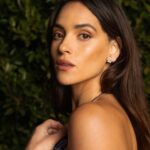 Adria Arjona Instagram –