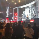 Adria Arjona Instagram - Que orgullo festejarte papá @ricardoarjona #blancoynegrotour
