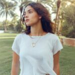 Adria Arjona Instagram - Locked in with @tiffanyandco #TiffanyLock #TiffanyPartner 🩵