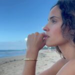 Adria Arjona Instagram - @tiffanyandco #TiffanyLock #tiffanypartner