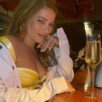 Adriana Fonseca Instagram - Cheers, por los nuevos comienzos! . . #blessed #thankful #memorialweekend #lifestyle #latina
