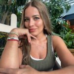 Adriana Fonseca Instagram - Visualizando lo que esta por llegar… ______ Dias emocionantes es cdmx, me ha tocado venir mucho últimamente, muero por contarles lo que viene… AMEN . . #cdmx #cute #family #friends #amen #blessed